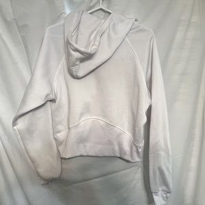 This lightweight fabric allows ease of movement -breathability & comfortability